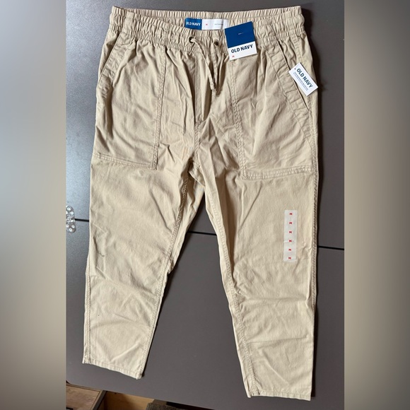 NWT Old Navy Tan Cargo Pants with Elastic Waistband - Picture 1 of 10